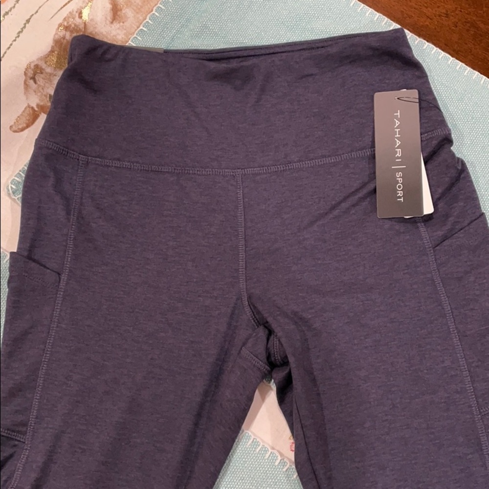 Tahari leggings